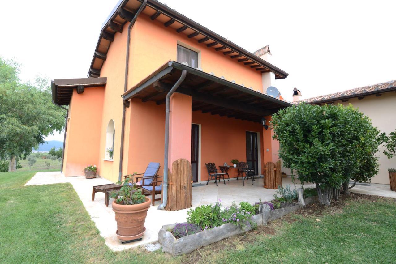Casa Daniele Guest House Canino Bagian luar foto