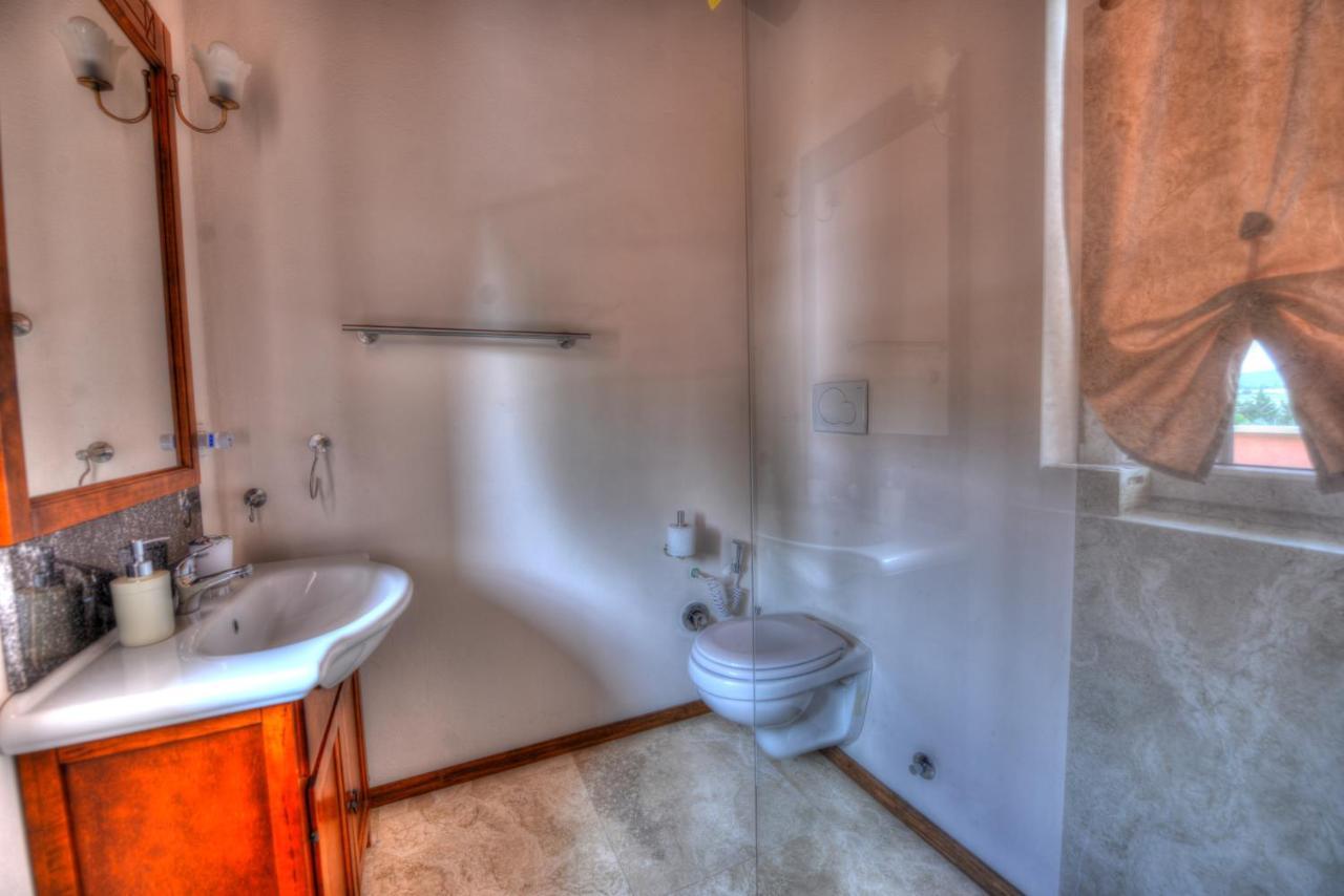 Casa Daniele Guest House Canino Bagian luar foto